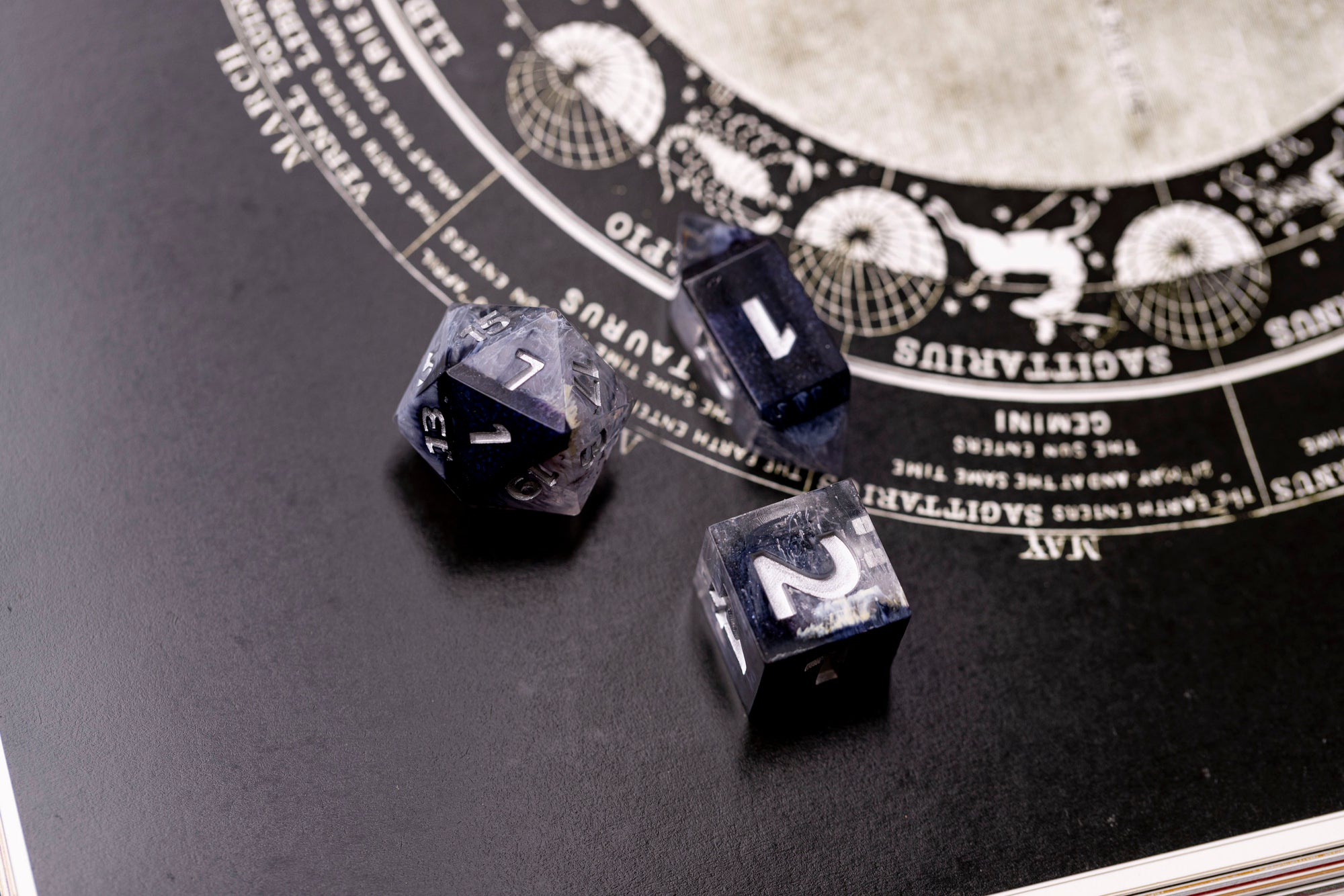 Dark Descent - D20 + D6 + D4 Dice Sets