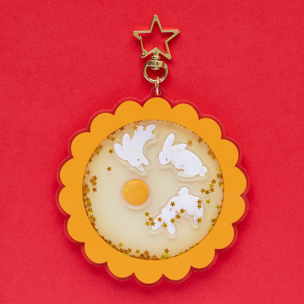 Rabbit Flavoured Moon Cake (Shaker Charm)
